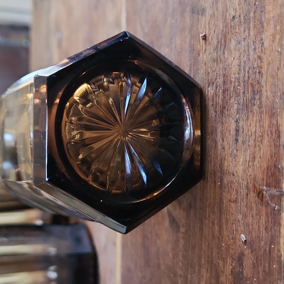 Drinking Glasses. - Picture 4 of 6